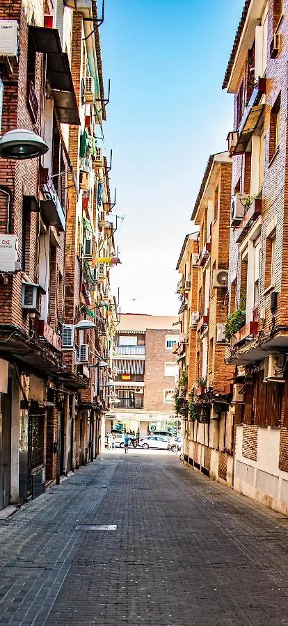 Apartamento Alojamiento Entero, A Diez Minutos De La Juderia, Cochera Opcional Córdoba