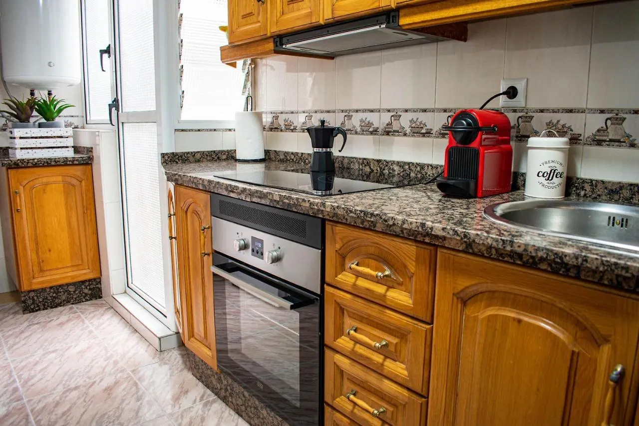 Apartamento Alojamiento Entero, A Diez Minutos De La Juderia, Cochera Opcional Córdoba